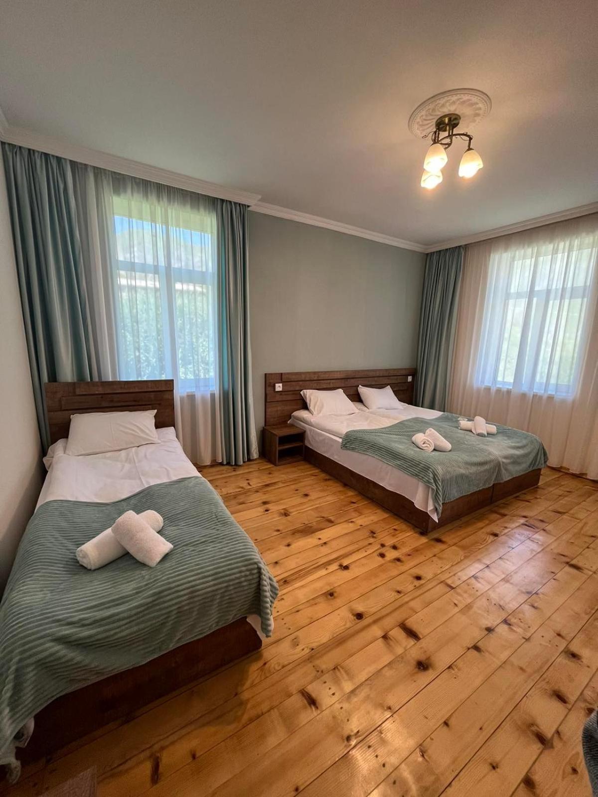 Hotel Polaris Kazbegi Exterior foto